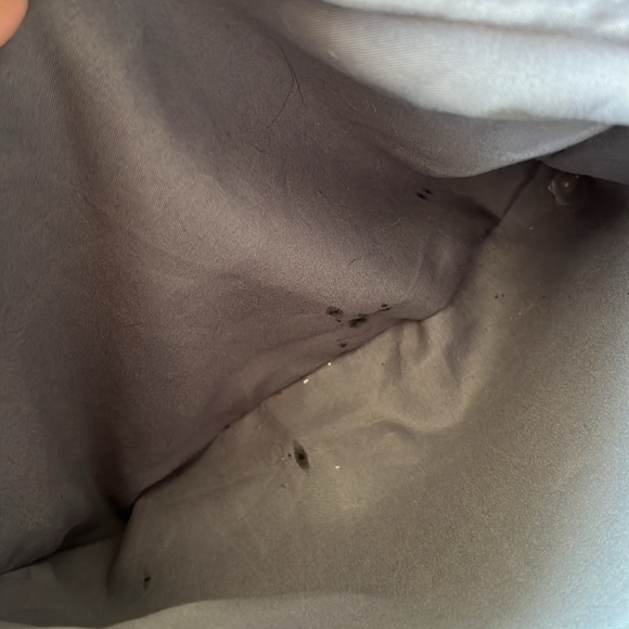 Seven days vegan black purse. Gold tone hardware. - Picture 4 of 8